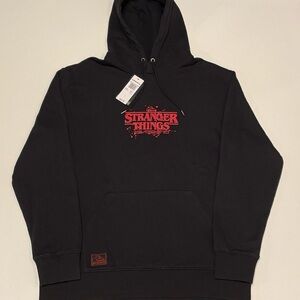 QUIKSILVER X STRANGER THINGS LOGO HOODIE (LARGE)